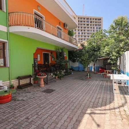 Hostel Osho Tirana Exterior photo