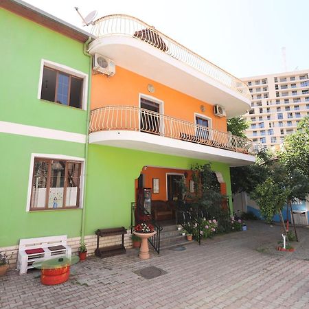 Hostel Osho Tirana Exterior photo