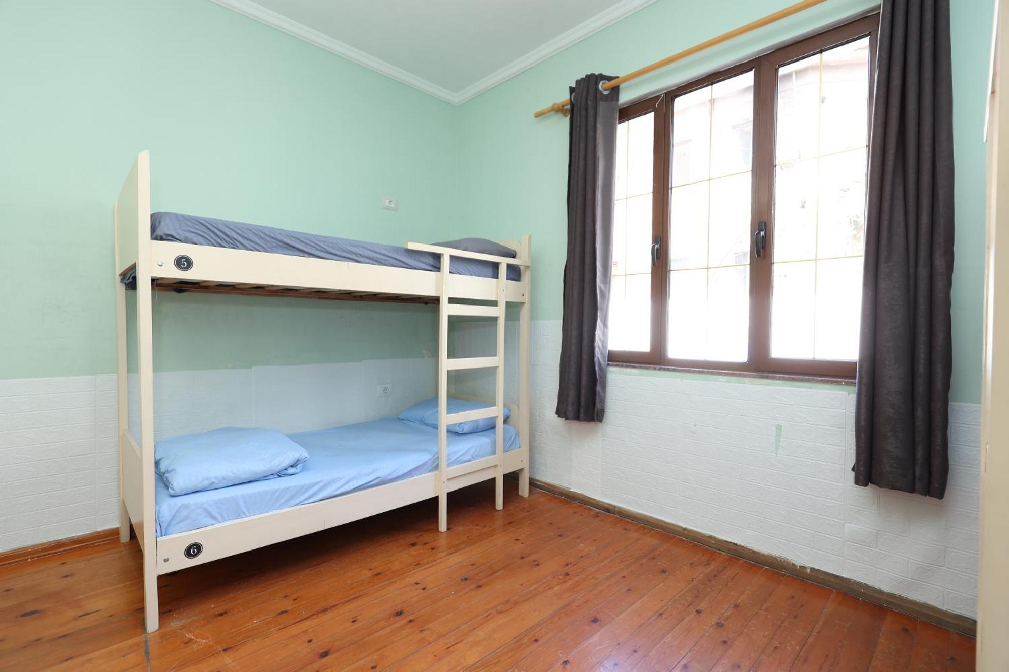 Hostel Osho Tirana Exterior photo